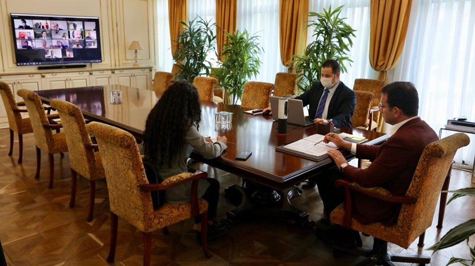 İmamoğlu: "Depremde riskli binaların dönüştürülme çalışmaları göz ardı edilmiş”