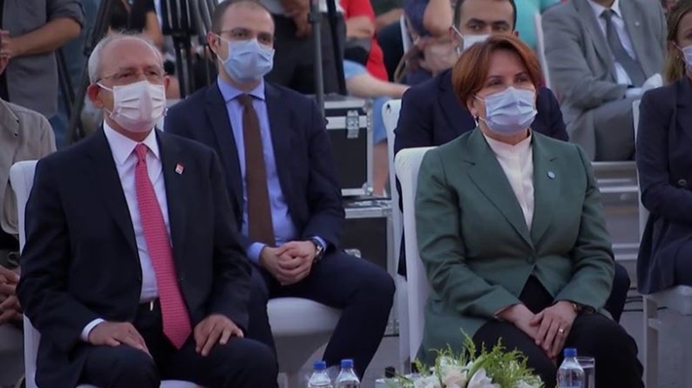 Kılı&ccedil;daroğlu ve Akşener İzmit&rsquo;te
