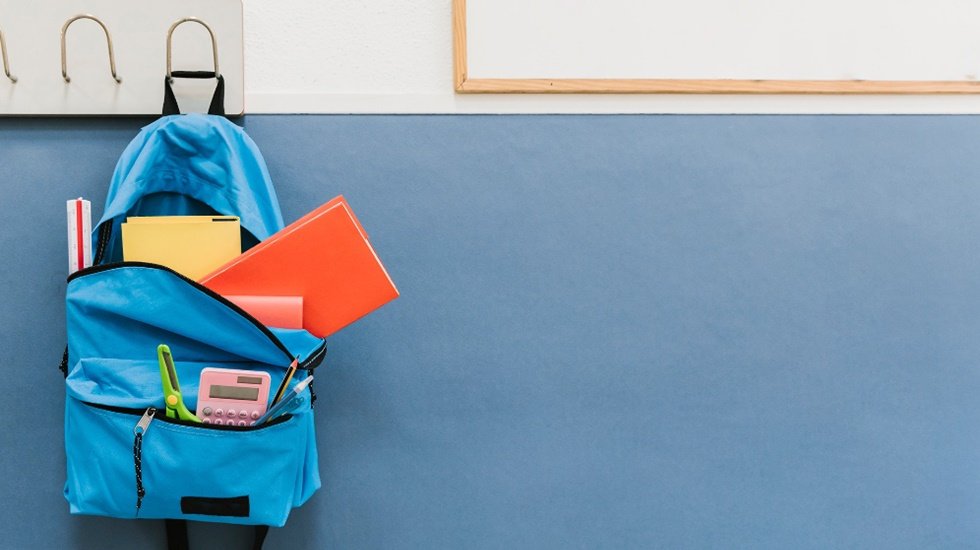 Salgına rağmen Okulları a&ccedil;tılar&hellip; &Ccedil;ok sayıda &ouml;ğretmende korona &ccedil;ıktı