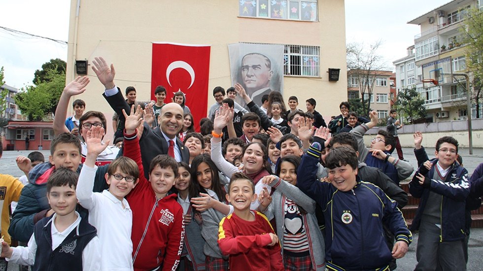 Bakırköy’de “Uzaktan Eğitime Uzak Kalmasınlar” kampanyası