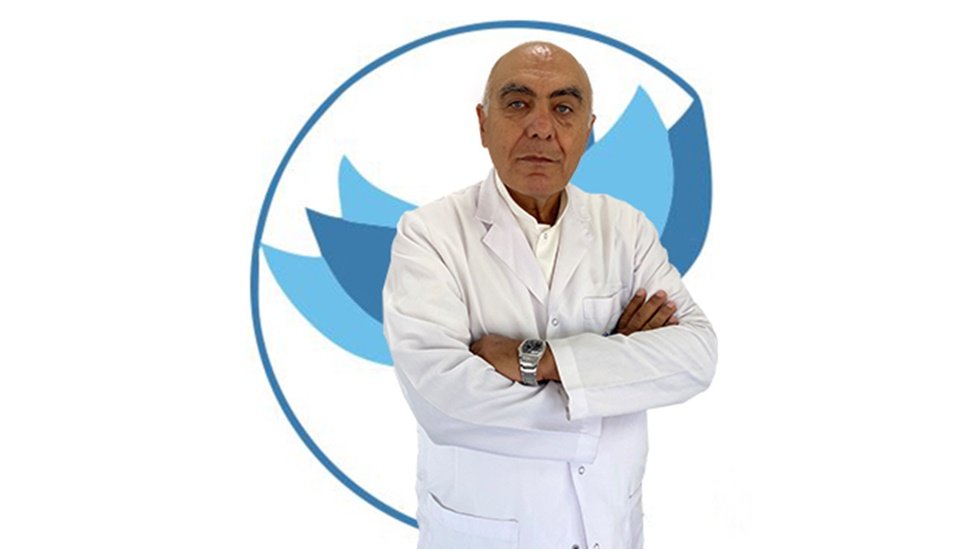 Bir doktor daha koronavir&uuml;s nedeniyle hayatını kaybetti