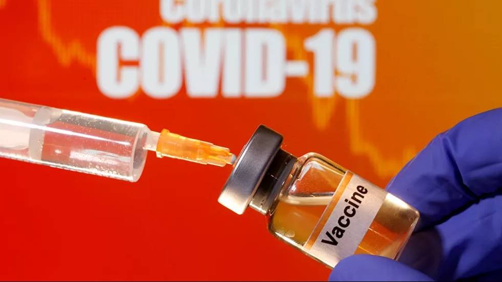 Sırası gelmeden Koronavir&uuml;s aşısı yaptırdığı ortaya &ccedil;ıkan belediye başkanı istifa edecek