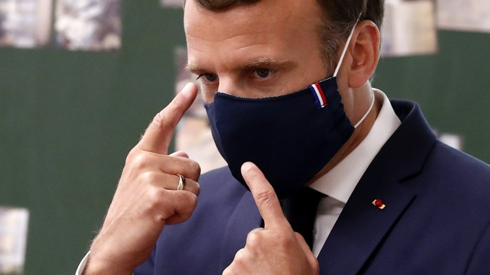 Macron'dan tokat a&ccedil;ıklaması: Beni etkilemedi