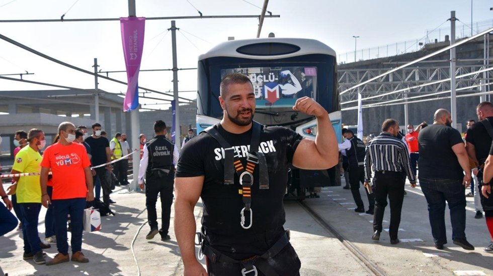 33,5 tonluk treni 35.20 saniyede 20 metre çekti
