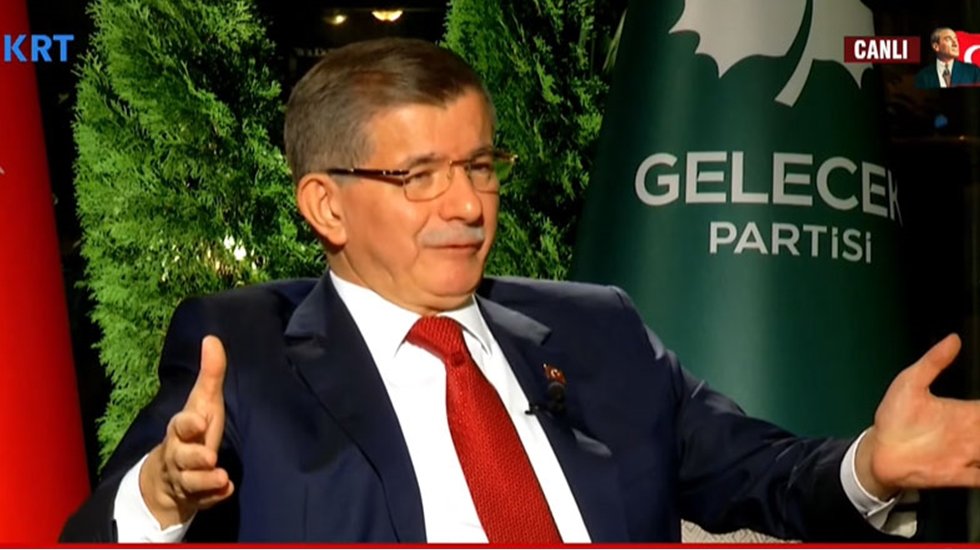 Erdoğan'ın 'helallik' s&ouml;zlerine bir yanıt da yıllarca birlikte &ccedil;alıştığı Davutoğlu'ndan