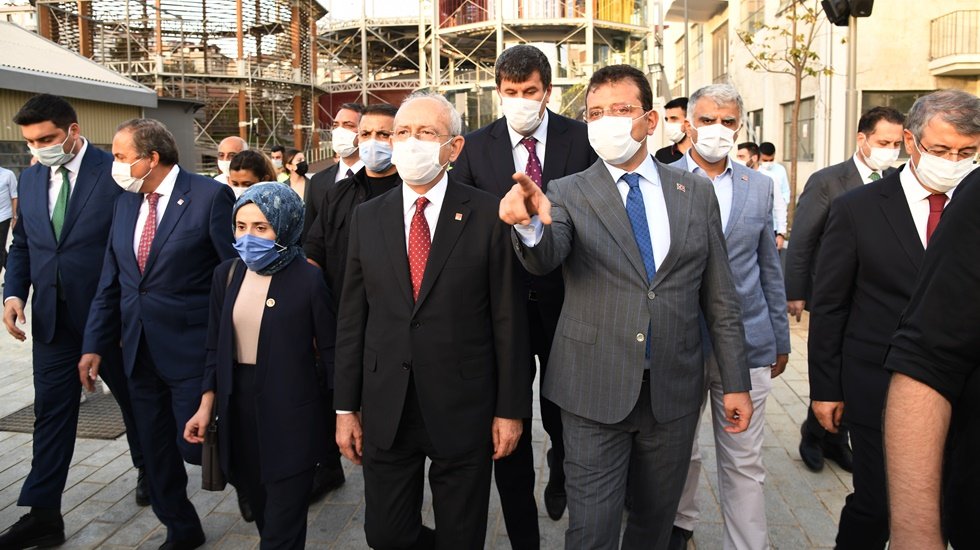 CHP Genel Başkanı Kılıçdaroğlu Kadıköy’ü ziyaret etti