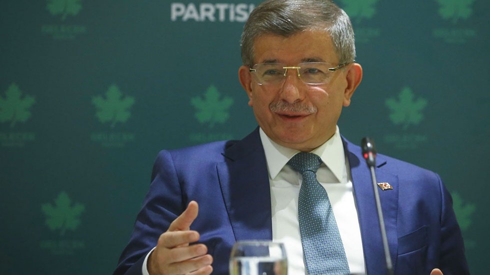 Davutoğlu, iktidarın vermesi gereken müjdeyi açıkladı