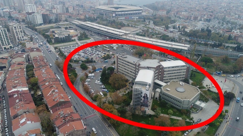 Kadıköy belediyesinin bulunduğu bina yıkılıp yeşil alan olacak