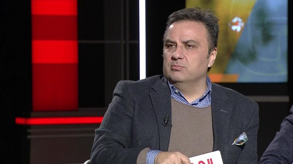 Neredeyse maskesiz ekrana bile &ccedil;ıkmayan G&uuml;rkan Hacır'da Koronavir&uuml;se yakalandı