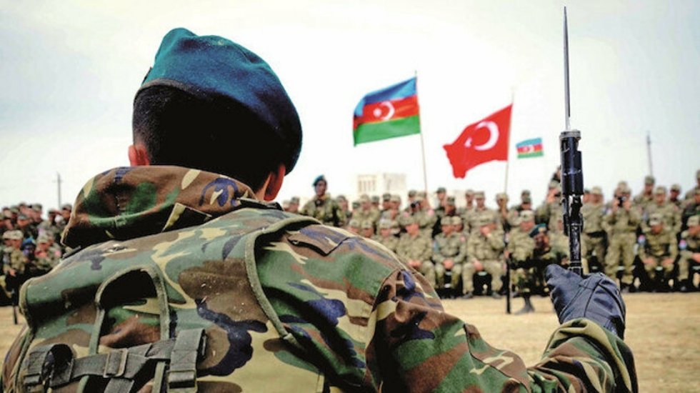 Azerbaycan hatasını d&uuml;zeltti, Zafer g&uuml;n&uuml; 8 Kasım olarak değiştirildi