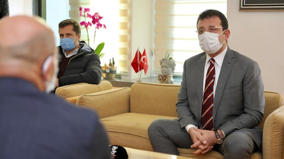 İmamoğlu, İzmir&rsquo;de: &ldquo;Deprem, T&uuml;rkiye&rsquo;nin bağımsızlık sorunudur&rdquo;