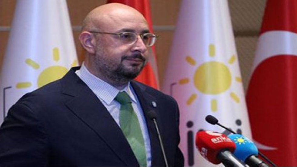 İYİ Partili Poyraz'dan 'Akşener' eleştirilerine yanıt: İYİ Parti&lsquo;mize de bir faydaları olamaz.