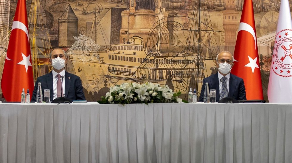 L&uuml;tfi Elvan'dan T&Uuml;SİAD a&ccedil;ıklaması: Verimli bir toplantı oldu