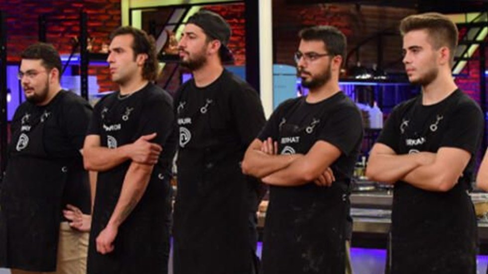MasterChef'te b&uuml;y&uuml;k &ouml;d&uuml;l&uuml; duyan yarışmacılar şaşkına d&ouml;nd&uuml;!