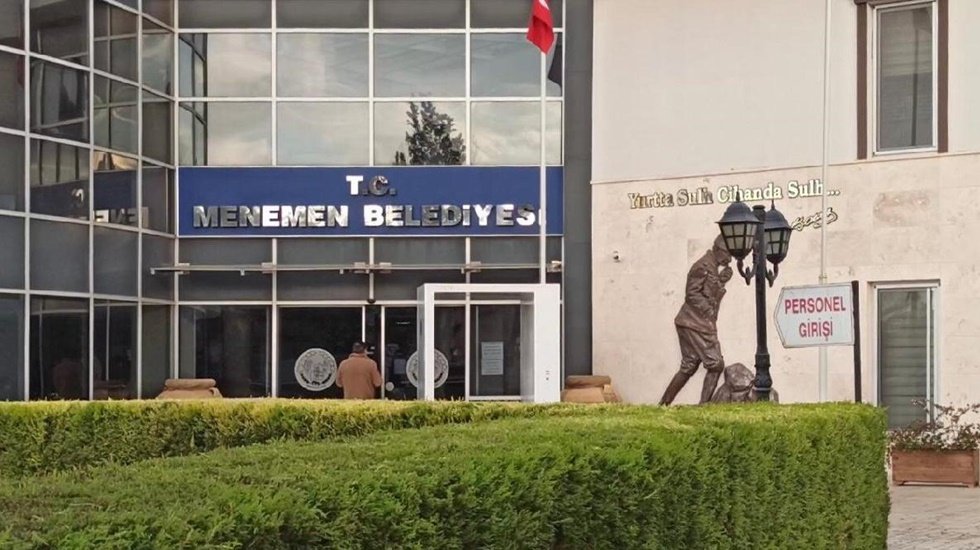 Menemen&rsquo;de direniş sonu&ccedil; verdi... İş&ccedil;iler, işbaşına d&ouml;nd&uuml;!