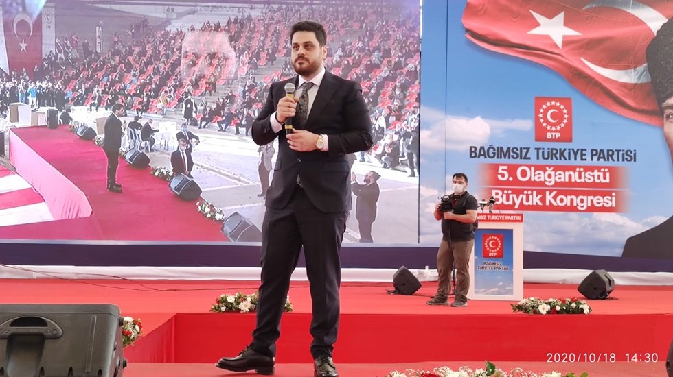Bağımsız T&uuml;rkiye Partisi&rsquo;nde yeni g&ouml;rev dağılımı