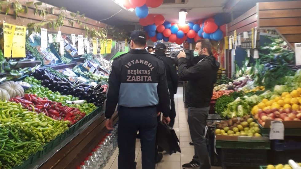 Beşiktaş’ta zabıta koronavirüs denetimine çıktı