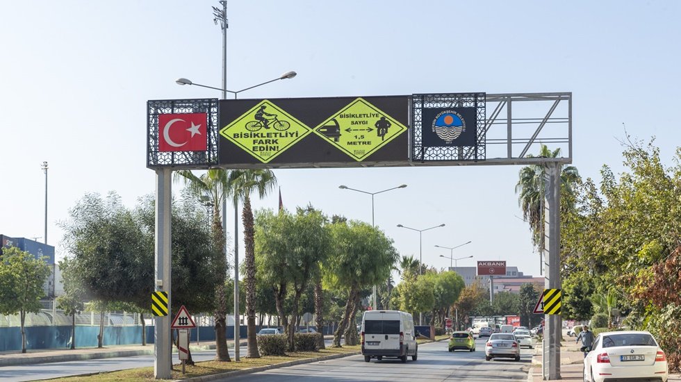 B&uuml;y&uuml;kşehir, metrodan akıllı durağa bir&ccedil;ok projeyi 2021&rsquo;de hayata ge&ccedil;irecek