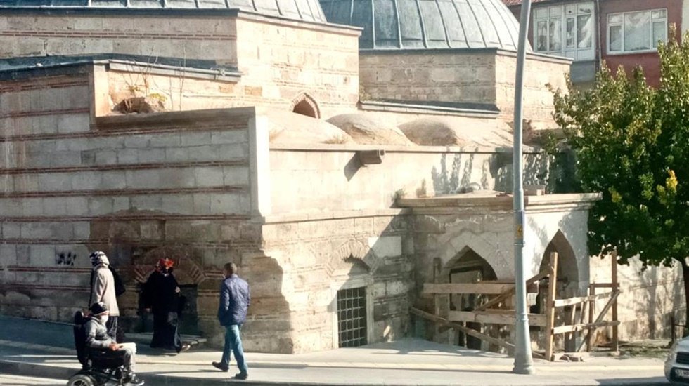 CHP&rsquo;li G&uuml;rer: &ldquo;5 asır &ouml;nce 5 yılda yapıldı 8 yıldır restorasyonu bitmedi&rdquo;