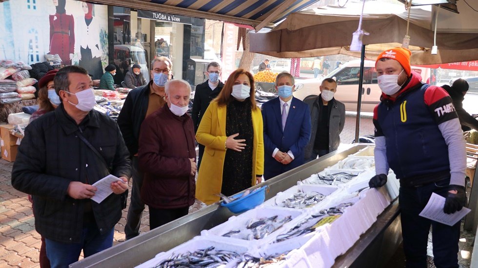 CHP&rsquo;li K&ouml;ksal: Vatandaşta para yok, esnaf can &ccedil;ekişiyor&hellip;
