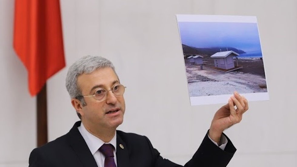 CHP’li vekil doğaya ihanetin fotoğraflarını paylaştı