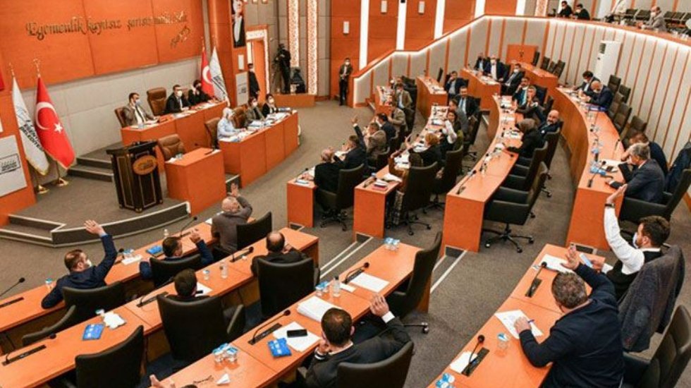 Depreme hazırlık teklifi AKP ve MHP'nin oylarıyla reddedildi