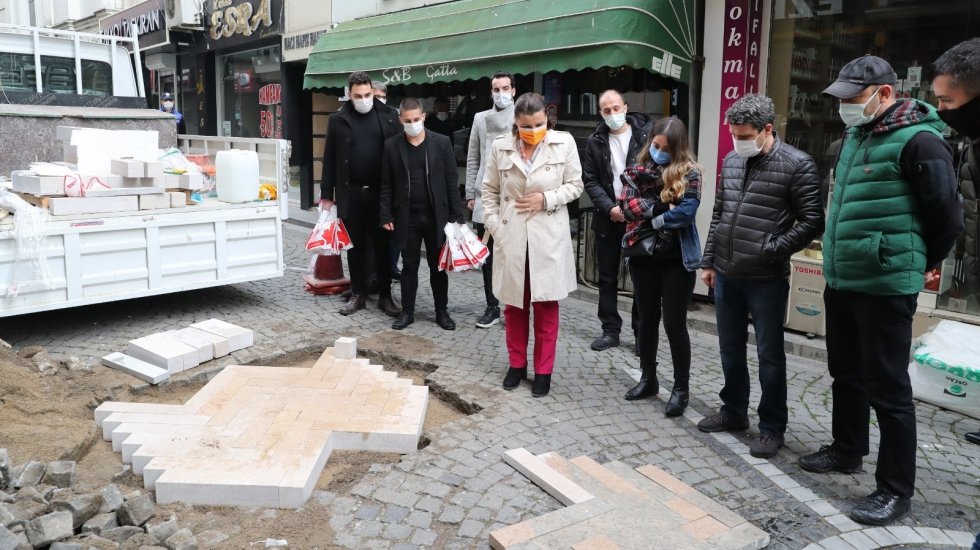 İzmit Belediyesi kentin her bir taşına sahip &ccedil;ıkıyor