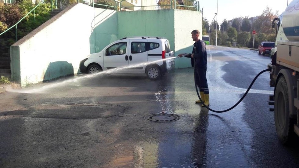 İzmitliler evinde, belediye iş başında