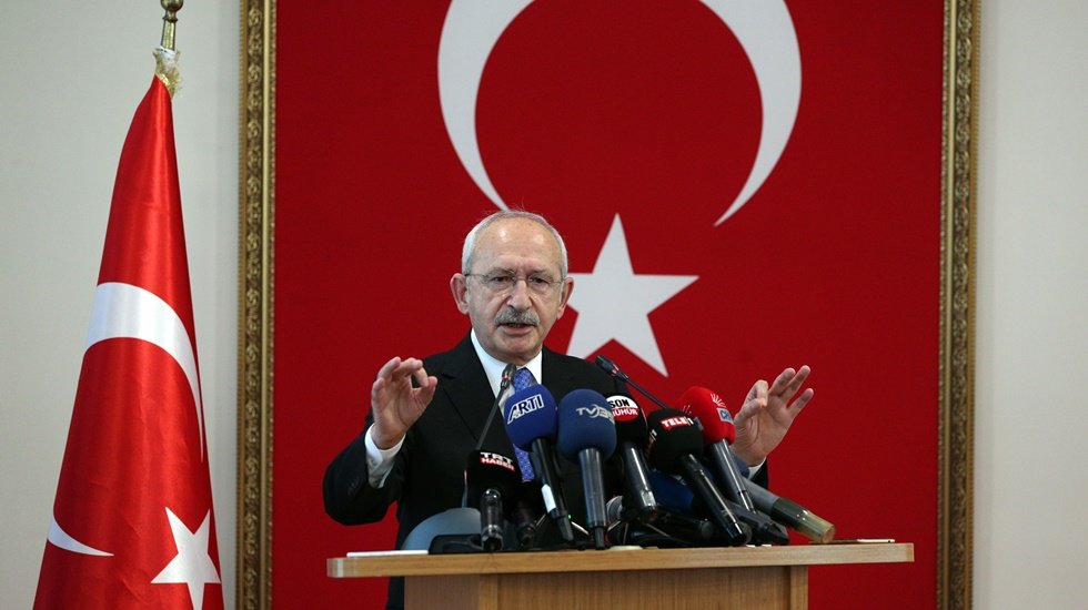 Kılı&ccedil;daroğlu, Cumhurbaşkanı adayı olup olmayacağını a&ccedil;ıkladı