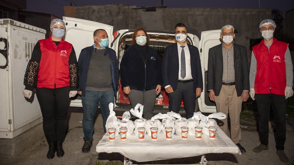 Mahalle Mutfaklarında 3 &ccedil;eşit yemek 3 TL&rsquo;den satılıyor