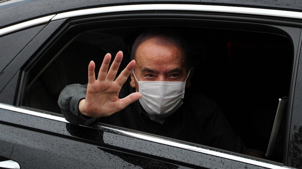 Muhittin B&ouml;cek'e sevgi dolu karşılama