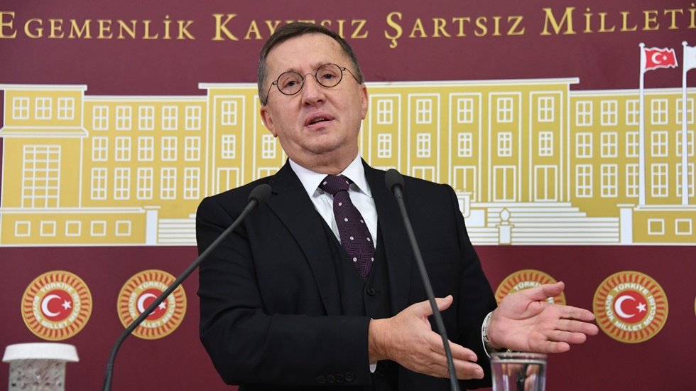 T&uuml;rkkan'dan Erdoğan'a tepki: Şantaj var, tehdit var, azmettirme var