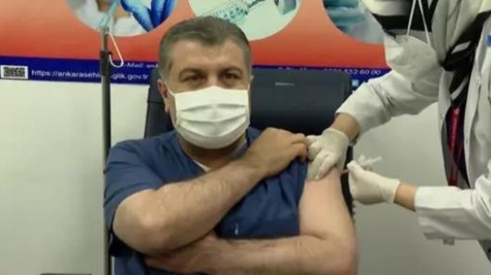 Hatırlatma aşıları i&ccedil;in randevuları a&ccedil;ıldı: Kimler aşı olabilecek?