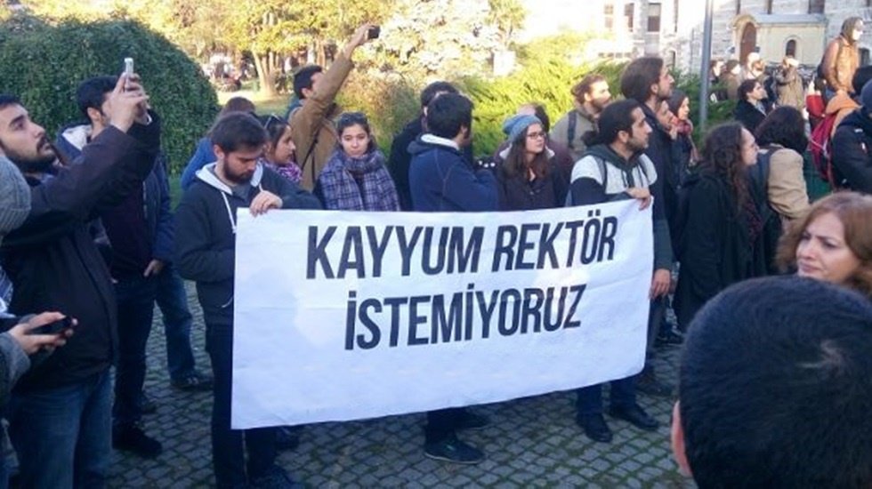 CHP&rsquo;den a&ccedil;ıklama: &ldquo;Kayyum Rekt&ouml;r İstemiyoruz!&rdquo;