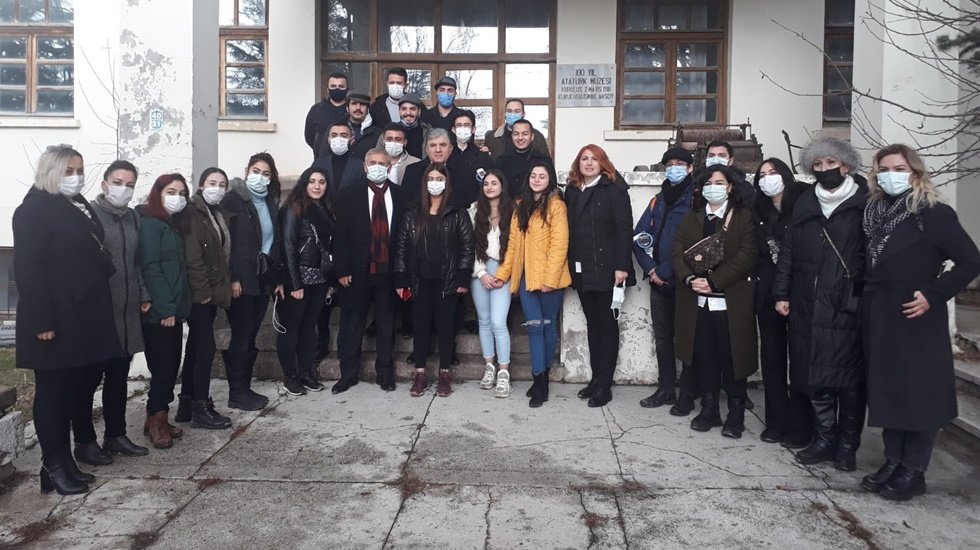 CHP'liler Hasanoğlan K&ouml;y Enstit&uuml;s&uuml;'n&uuml; unutmadı...