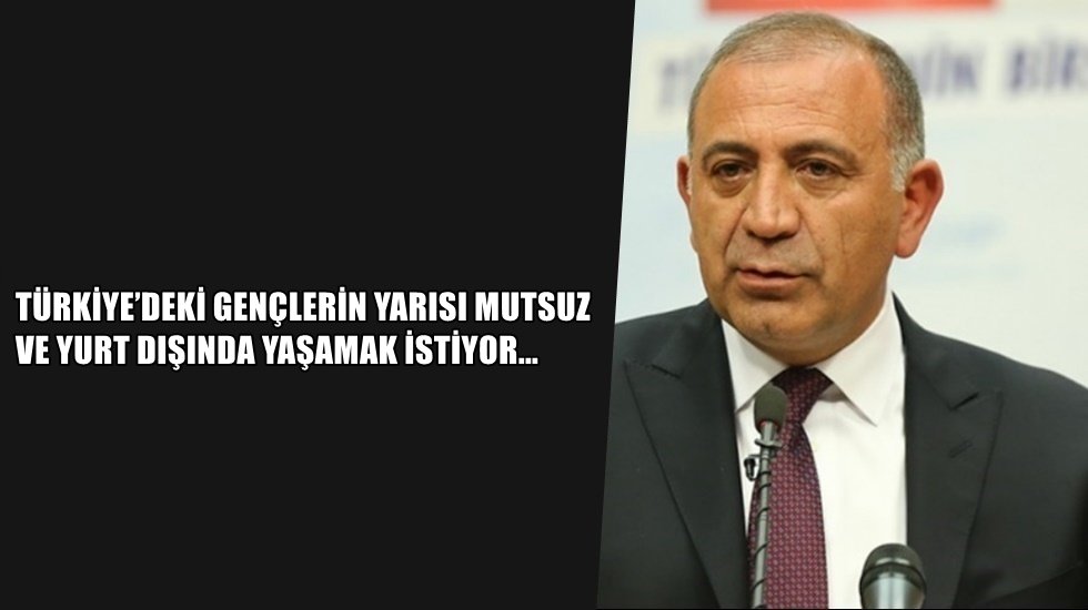 G&uuml;rsel Tekin: &ldquo;&Ouml;n&uuml;m&uuml;zdeki manzara son derece karanlık&rdquo;