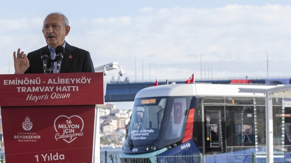 Kılıçdaroğlu: “Lütfen belediye başkanlarımıza engel olmayın, hizmet etsinler"