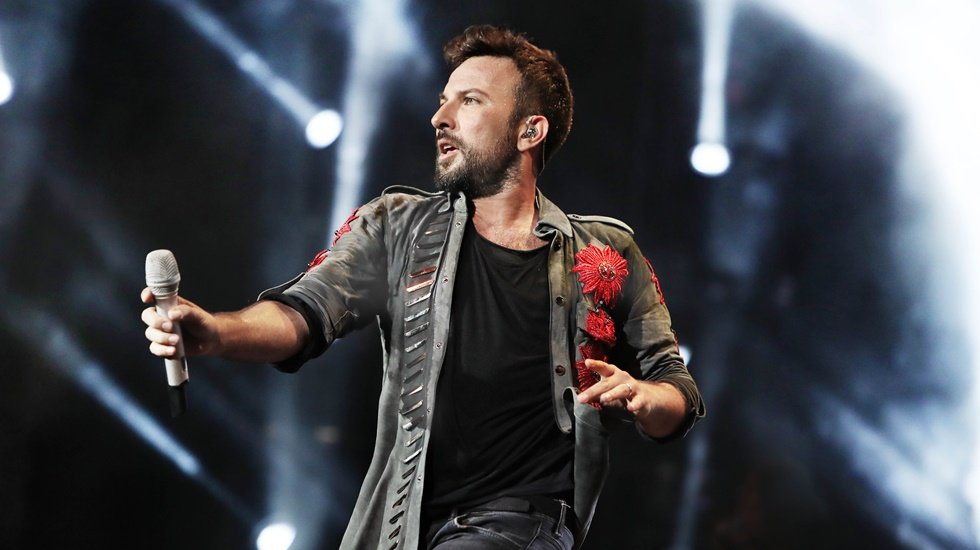 Tarkan’ dan yeni klip ‘Hodri meydan’