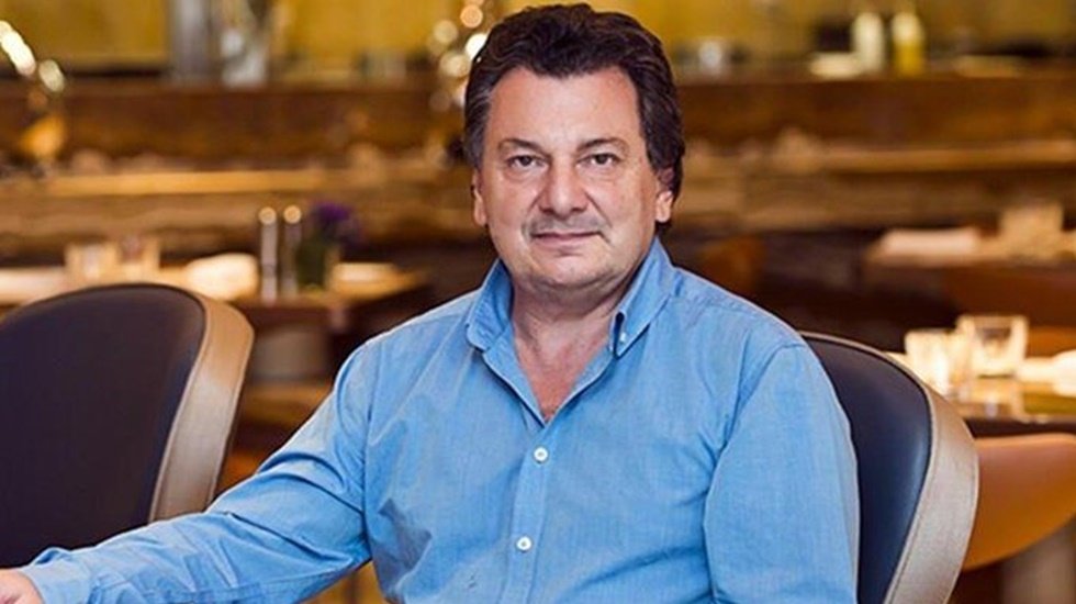 Vedat Milor'dan K&uuml;rşat Ayvatoğlu'nu tiye alan pudra şekeri paylaşımı