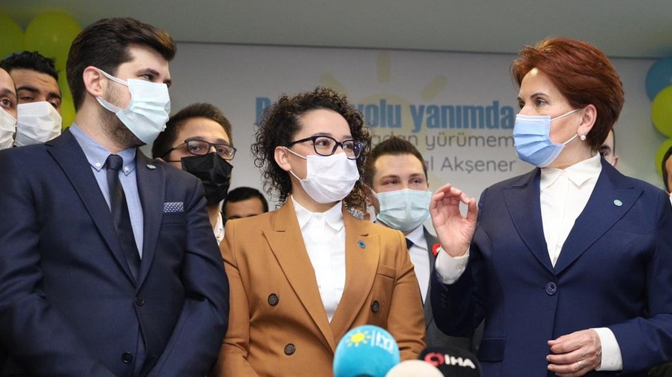 Akşener: &ldquo;Erdoğan&rsquo;a tavsiyem bir defacık Cumhurbaşkanı olduğunu hatırlasın&rdquo;