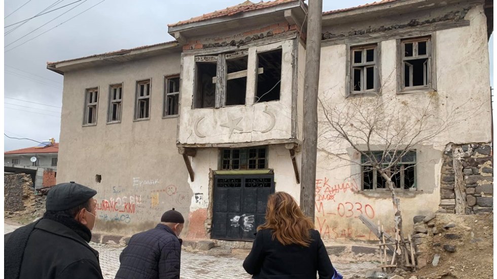 Atat&uuml;rk&rsquo;&uuml;n karargahı bakımsızlıktan yıkılıyor