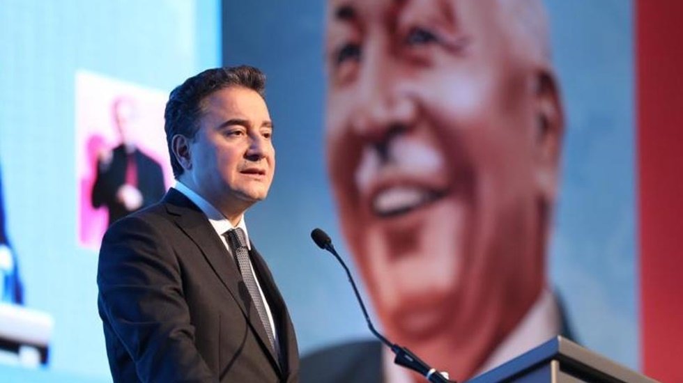 Babacan&rsquo;dan &lsquo;Andımız&rsquo; değerlendirmesi: &ldquo;&Ccedil;ocukları k&uuml;&ccedil;&uuml;k yaşlarda dar kalıplara sokamazsınız&rdquo;