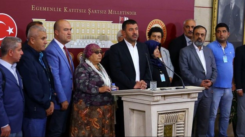CHP&rsquo;li Ağbaba: Ka&ccedil;ırılan askerlerin 5 yıldır yolunu g&ouml;zleyen ailelerinin sesini duymadılar!