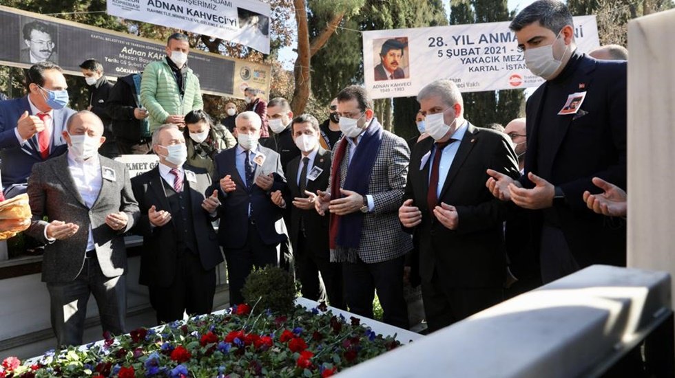 İmamoğlu: “Allah herkese Adnan Kahveci gibi hizmet edebilmeyi nasip etsin”