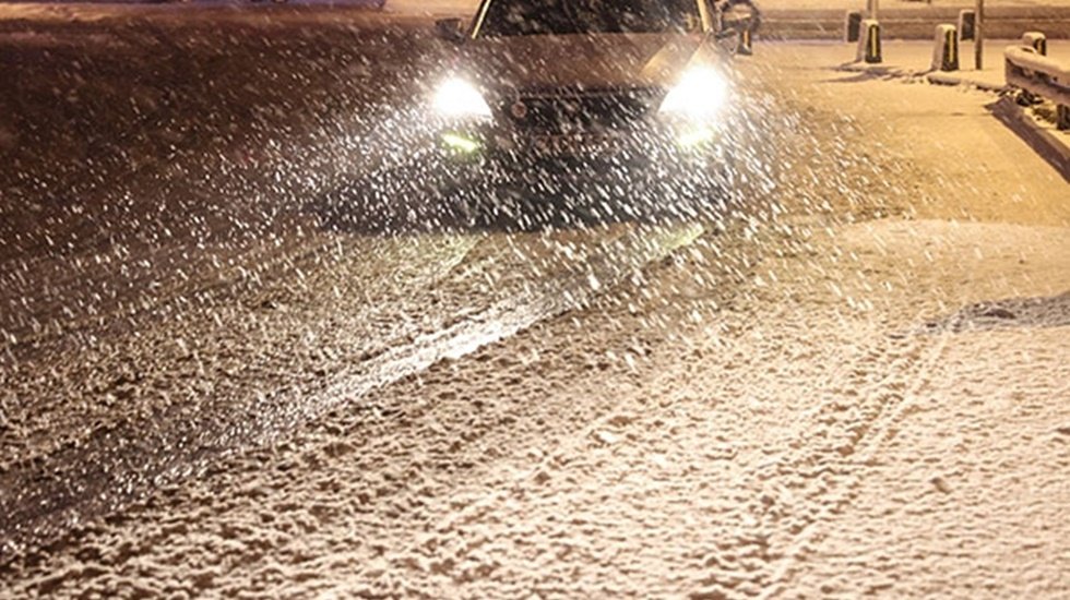 Dikkat! Meteoroloji ve AFAD son uyarıları yaptı; İstanbul'a kar geliyor...