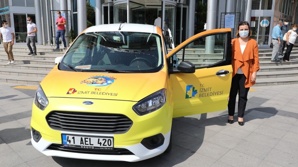 İzmit Belediyesinin Anne Taksi&rsquo;si Avcılar Belediyesine &ouml;rnek oldu