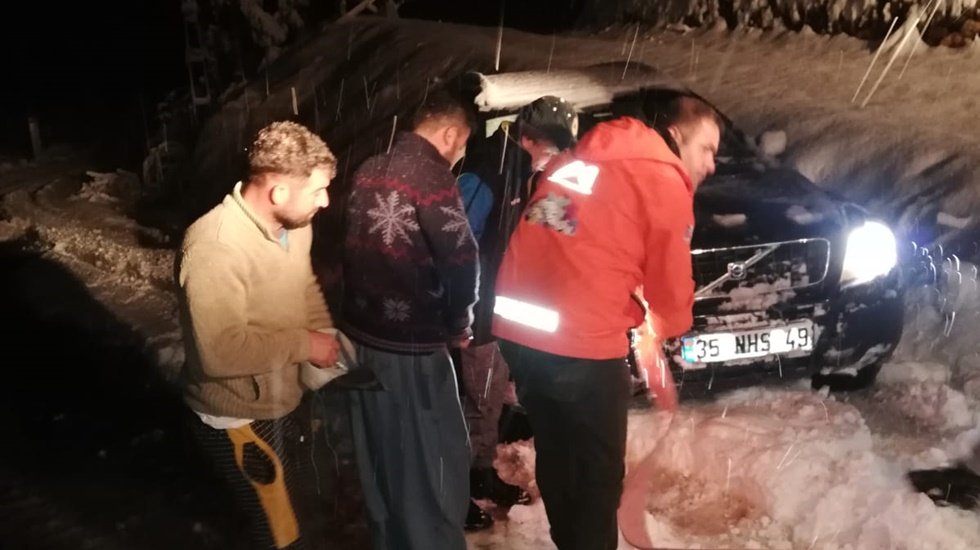 Toroslar ‘da mahsur kalanlar kurtarıldı