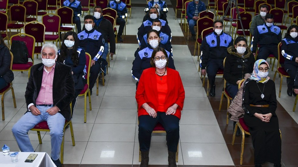 Zabıtaya &ouml;ke ve stresle baş etmenin yolları anlatıldı