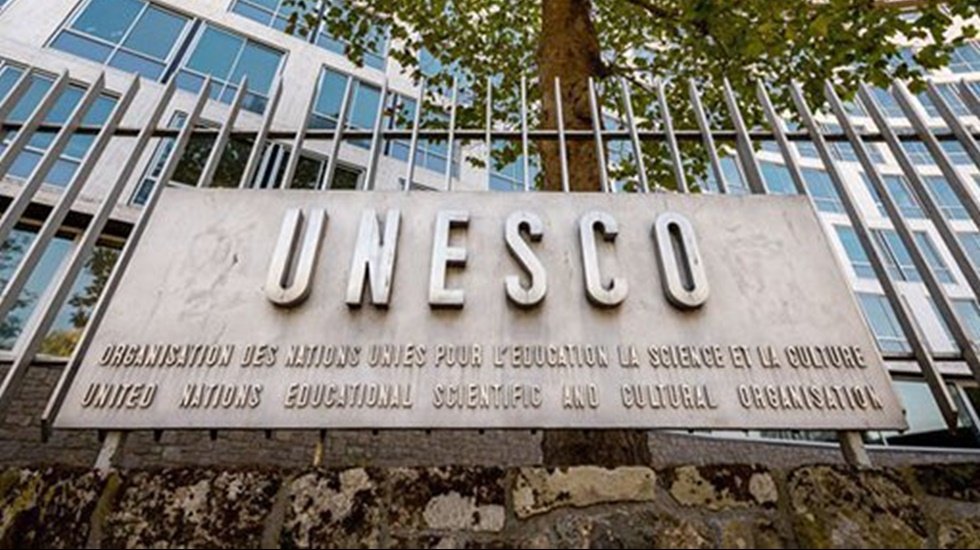 AKP&rsquo;li belediyelere UNESCO tarafından verilmediği anlaşılan &ouml;d&uuml;l Meclste!