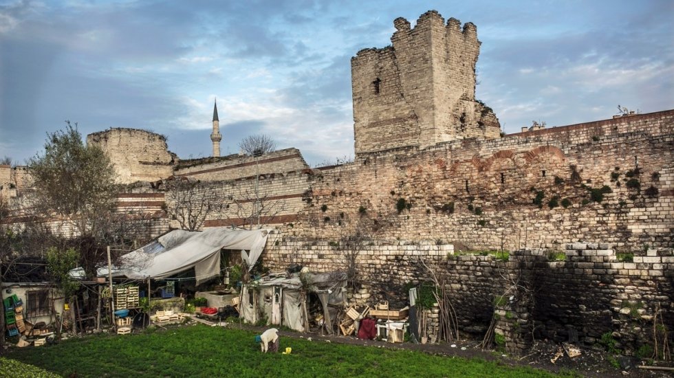 AKP&rsquo;li Fatih Belediyesi, Yedikule bostanlarının peşinde